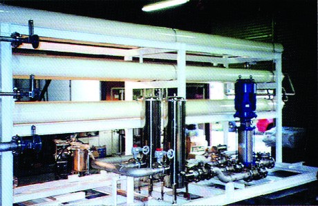 Thiết bị lọc thẩm thấu ngược RO